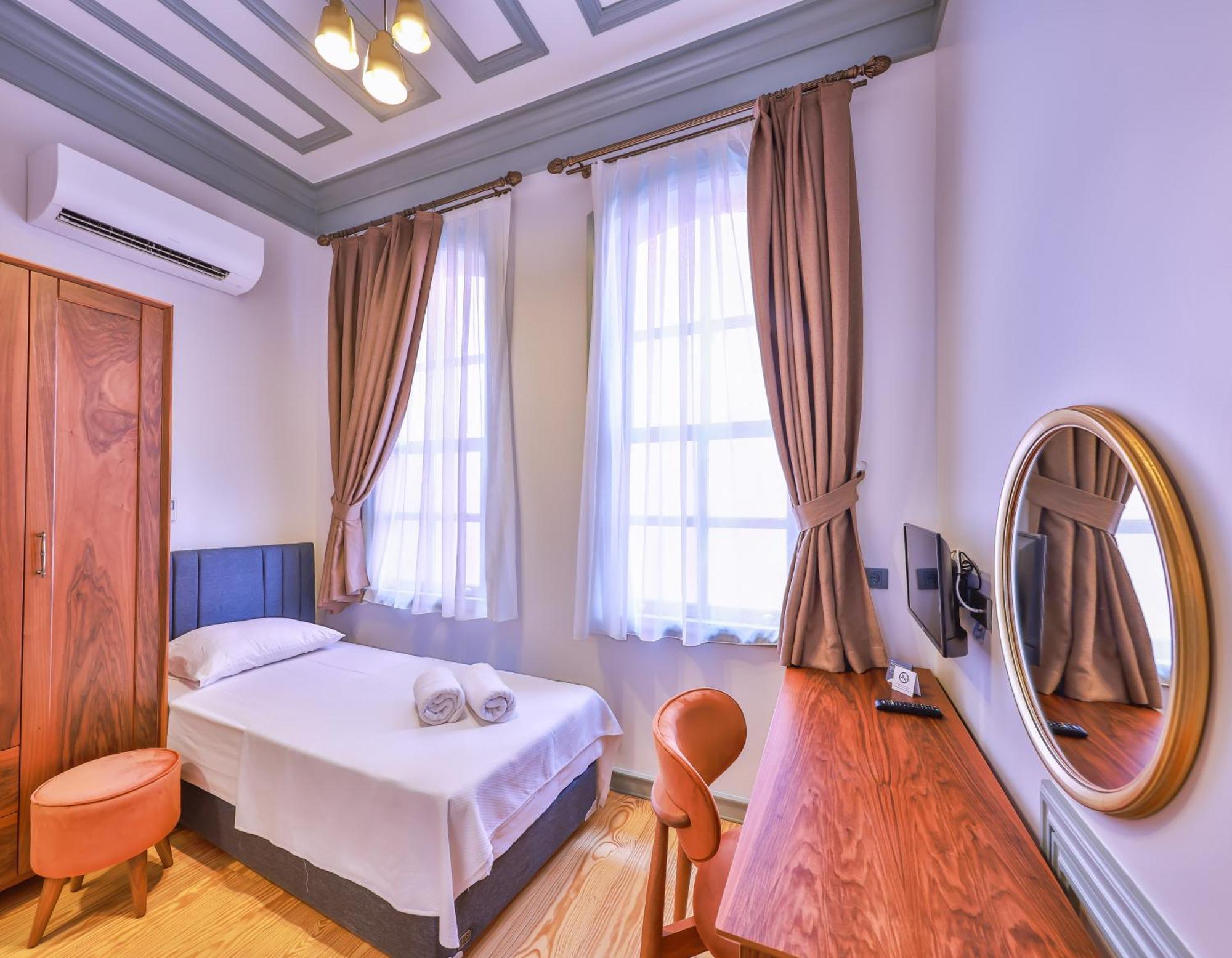 Va Mansion Hotel Istanbul Exterior photo